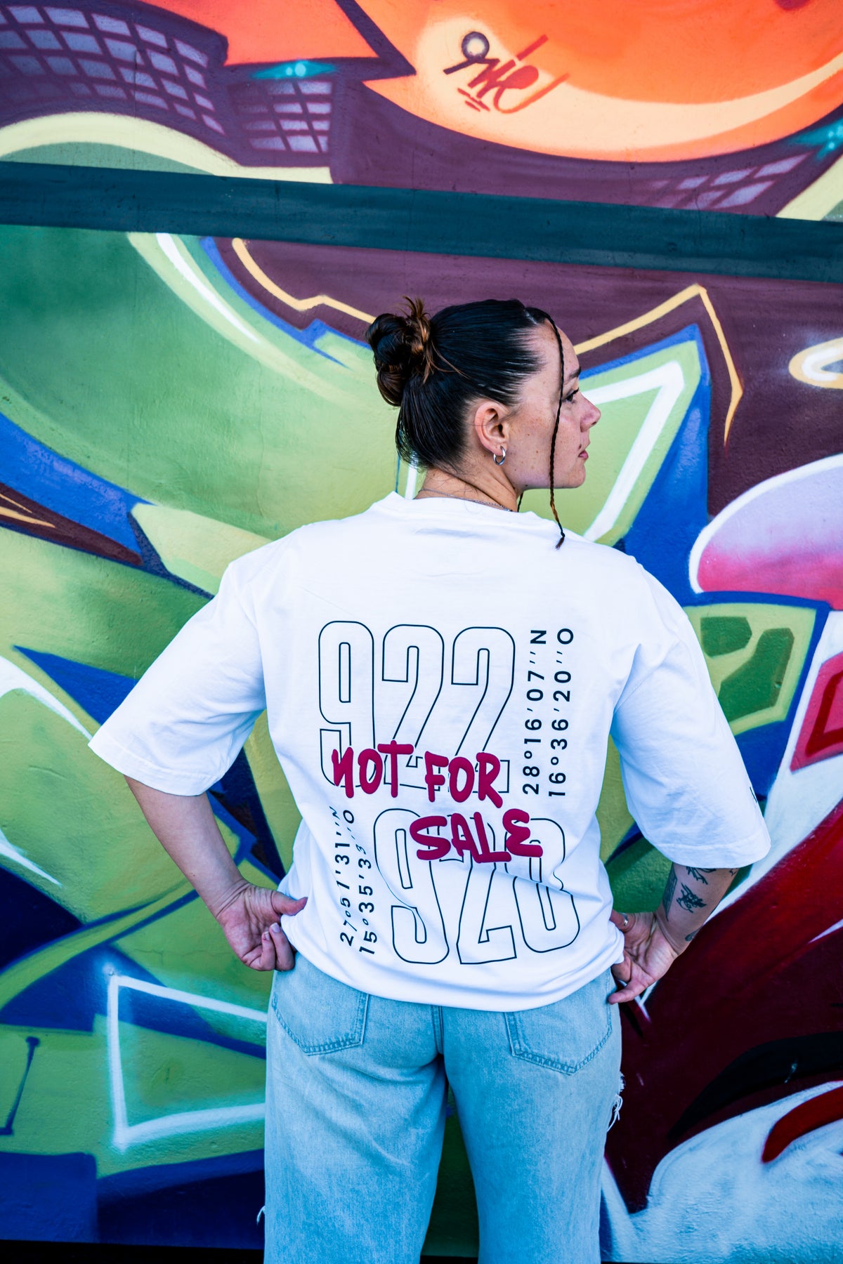Camiseta oversize cropped "922-928"